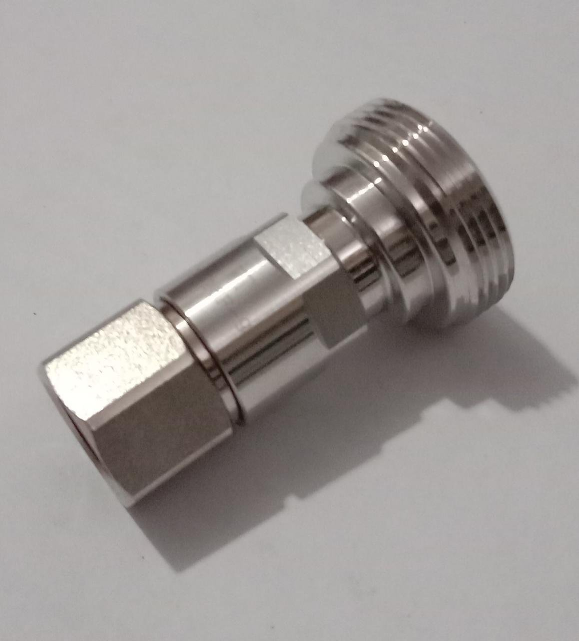 DIN CONNECTOR